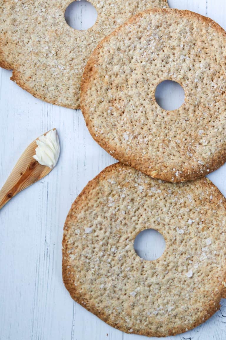 Rye and Oat Crispbread True North Kitchen