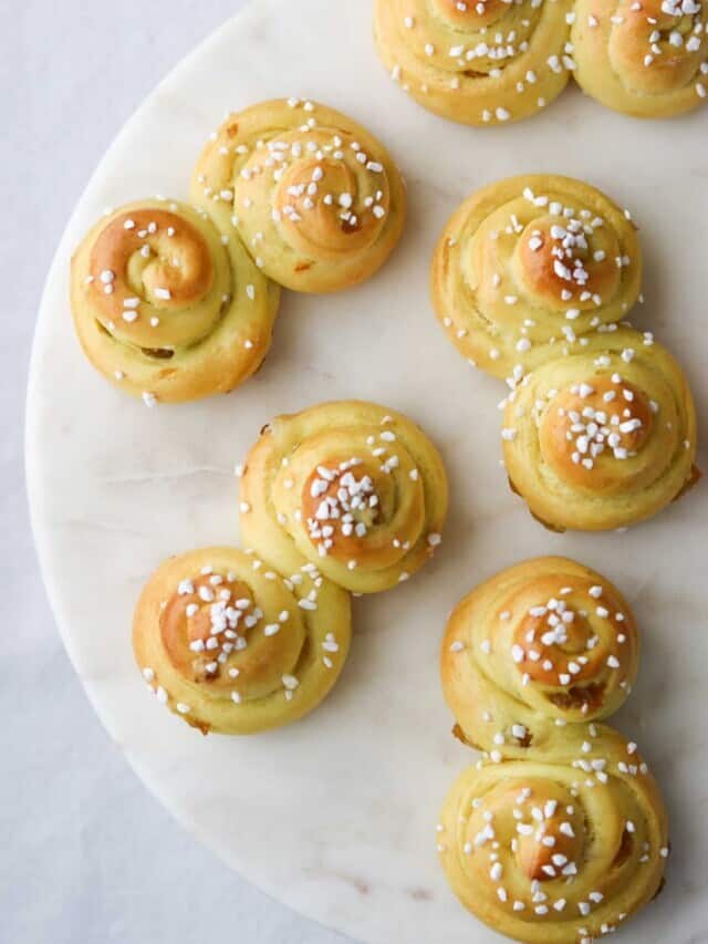 How to Make Swedish St. Lucia Buns (Lussekatter)