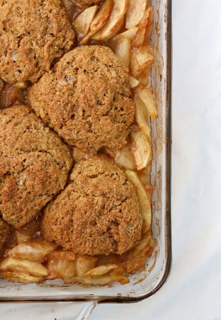 Gingerbread cobbler with apples and pears in a baking dish