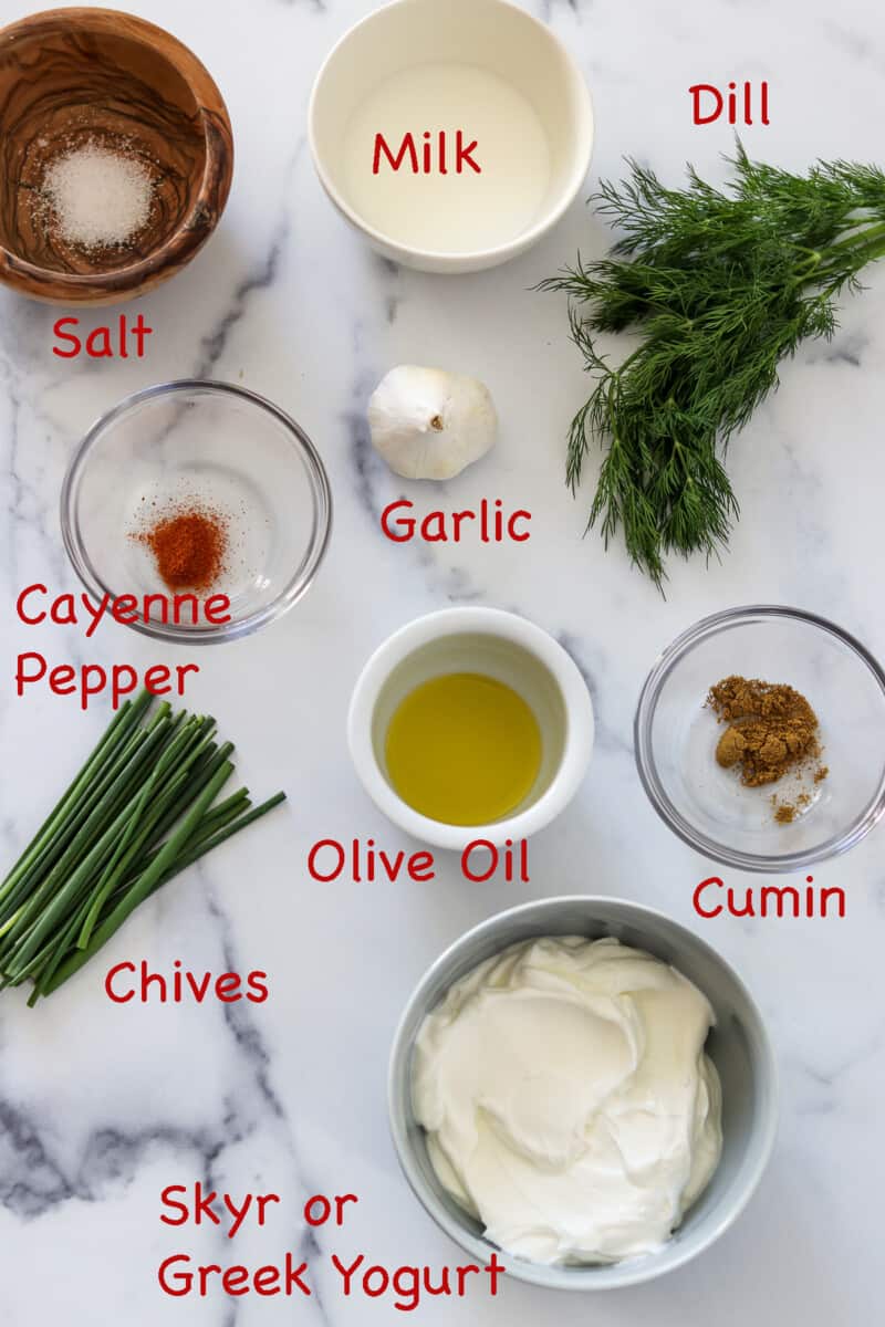 Labeled ingredients for Creamy Herbed Skyr Sauce